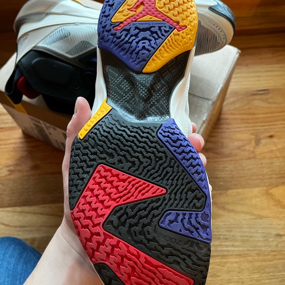 Nike Air Jordan XXXVII - "37" - Mens 13 - DD6958 060 - NO BOX - Light Bone - Picture 2 of 7